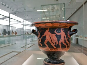 Antike Vase im Archäologiemuseum Schloss Eggenberg | © UMJ-N. Lackner