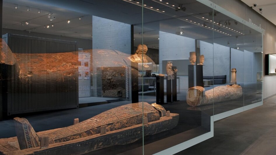 Antike Artefakte im Archäologiemuseum Schloss Egge | © UMJ-N. Lackner
