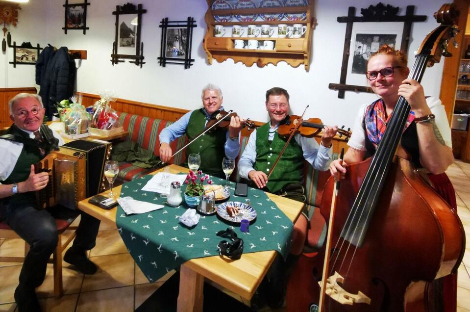 Ausseer Tanzlmusi | Norman Sambs | © Nrman Sambs Ausseer Tanzlmusi - Impression #1 | © Nrman Sambs