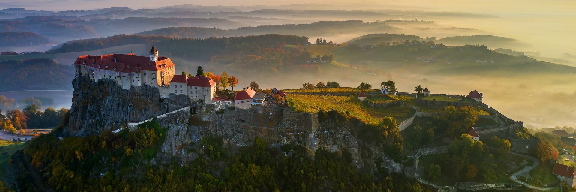 Climbing the Riegersburg with a view - Impression #1 | © Marktgemeinde Riegersburg/Der Ferder