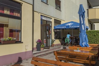 Backhendlwirt-Außenansicht-Murtal-Steiermark | © Familie Mutlu