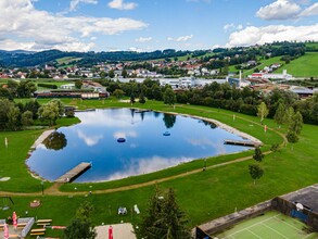 Swimming lake Pinggau_aerial view_Eastern Styria | © Marktgemeinde Pinggau