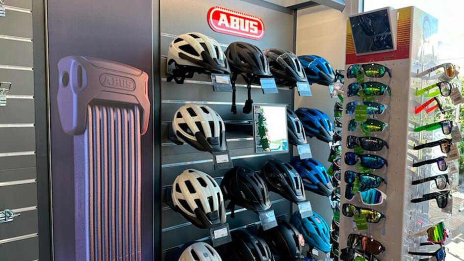 Accessories at BauerBikes | Philipp Pfingstl, Nico Bauer | © BauerBikes Zubehör bei BauerBikes | © BauerBikes