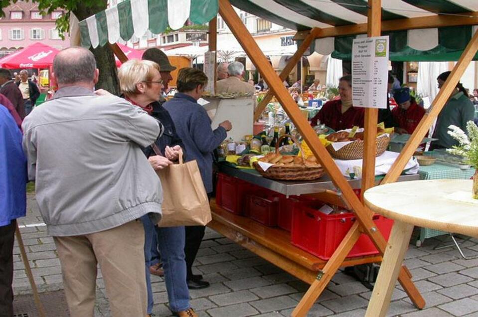 Bauernmarkt Hauptplatz Bad Radkersburg - Impression #1 | © TVB Thermen- & Vulkanland