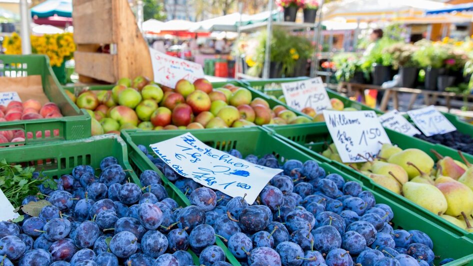 Bauernmarkt am Lendplatz - Frische Früchte | © Graz Tourismus - Harry Schiffer