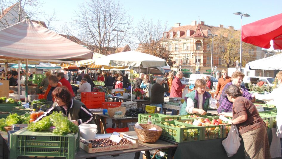 Bauernmarkt am Lendplatz - Markttreiben | © Graz Tourismus - icegirl