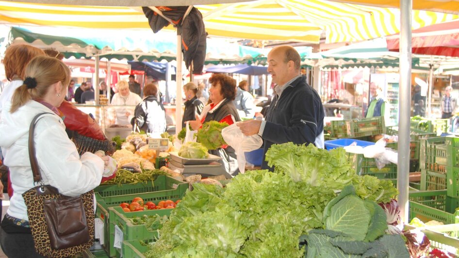 Bauernmarkt am Lendplatz - Marktszene | © Graz Tourismus - icegirl