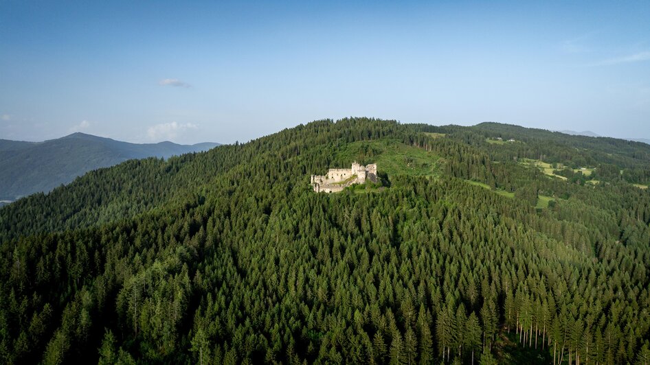 Steinschloss im Wald | © TV Murau, Tom Lamm