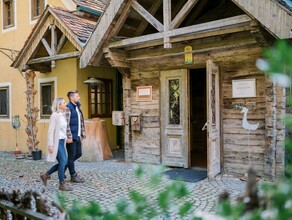 Gansrieglhof_Entance_Eastern Styria | © Tourismusverband Oststeiermark