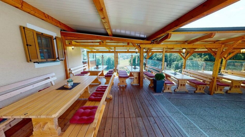 Außenbereich | Familie Haring | © Buschenschank Pichlippi Außenbereich | © Buschenschank Pichlippi