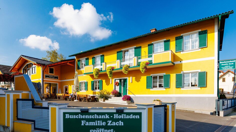 Buschenschank Zach Zufahrt | © TV Region Graz-Harry Schiffer Buschenschank Zach Zufahrt | © TV Region Graz-Harry Schiffer