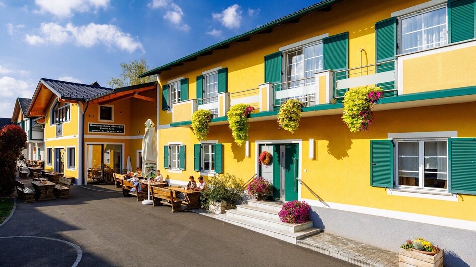 Buschenschank Zach Eingangstür | © TV Region Graz-Harry Schiffer Buschenschank Zach Eingangstür | © TV Region Graz-Harry Schiffer