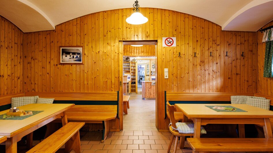 Buschenschank Zach Sitzplätze für Gäste | © TV Region Graz-Harry Schiffer Buschenschank Zach Sitzplätze für Gäste | © TV Region Graz-Harry Schiffer