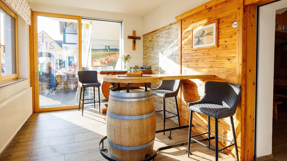 Buschenschank Zach gemütliche Lounge | © TV Region Graz-Harry Schiffer Buschenschank Zach gemütliche Lounge | © TV Region Graz-Harry Schiffer