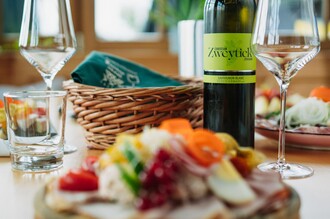 Weingut & Buschenschank Zweytick | © Weingut & Buschenschank Zweytick | Fam. Zweytick