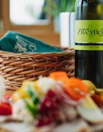 Weingut & Buschenschank Zweytick | © Weingut & Buschenschank Zweytick | Fam. Zweytick |  Fam. Zweytick | © Weingut & Buschenschank Zweytick | Fam. Zweytick