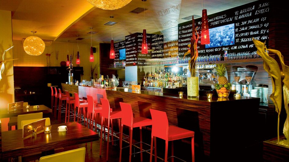 Cafe Glockenspiel - Stylishe Abendstimmung | © Cafe Glockenspiel