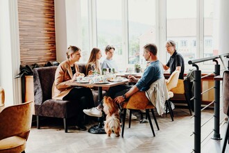 CafeLipizzaner-Interior-Murtal-Styria | © Café Lipizzaner