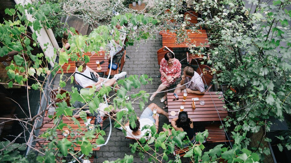 Cafe Stockwerk - Blühender Gastgarten | © Cafe Stockwerk - G.Obetzhofer