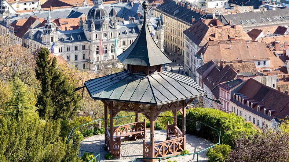 Chinesischer Pavillon - Blick auf die Altstadt | © Graz Tourismus - Harry Schiffer