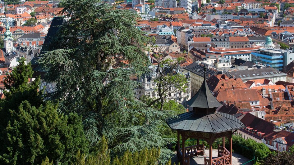 Chinesischer Pavillon - Mitten im Grünen | © Graz Tourismus - Harry Schiffer