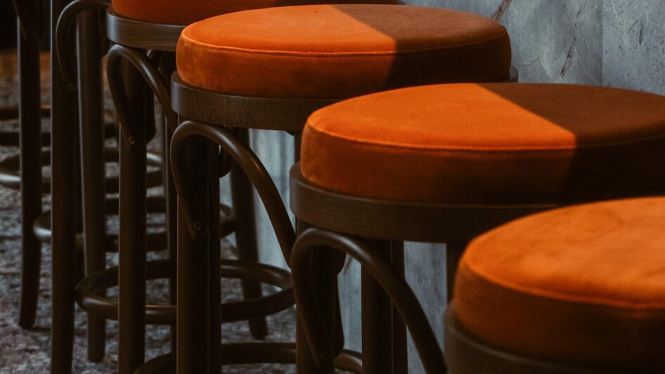 Ciccio - Elegante Barhocker in modernem Design | © Ciccio