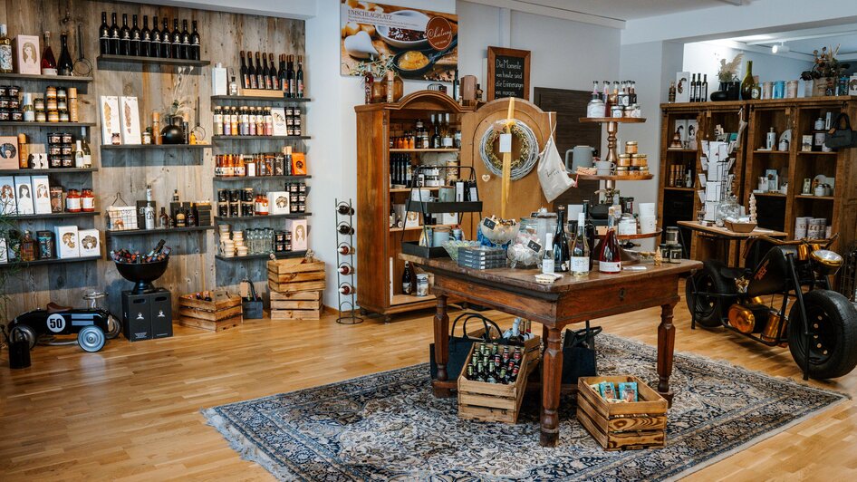 Laden-by-Ranzmaier-Shop-Murtal-Steiermark | Nadine Propst Photography | © Nadine Propst Photography Laden-by-Ranzmaier-Shop-Murtal-Steiermark | © Nadine Propst Photography