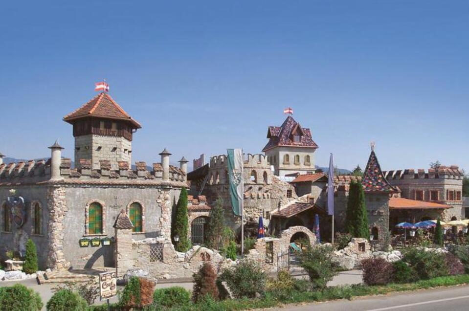 Burg-Außenansicht1-Murtal-Steiermark | Die Burg | © Die Burg Die Burg - GenussSpecht - Impression #1 | © Die Burg