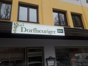 Willkommen im Dorfheurigen | © Andrea Thalmaier