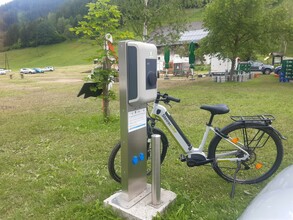 E-Charging Station_GH Hofbauer_Eastern Styria | © Tourismusverband Oststeiermark