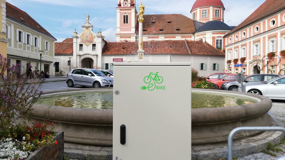 E-Bike-Ladestation_Pöllau_Oststeiermark | © Tourismusverband Oststeiermark