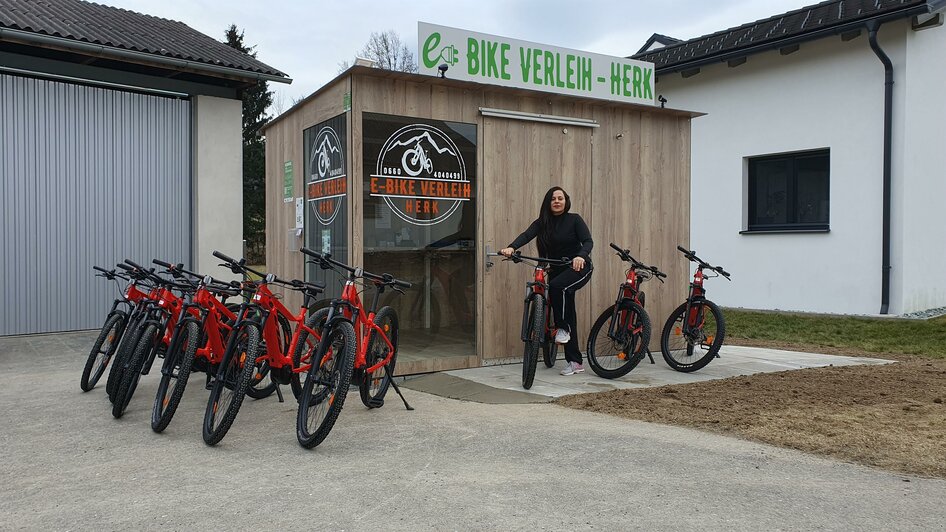 Neue hochwertige E-Bikes | © Herk Andi