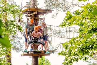 Climbing with family  | © Miasphotoart