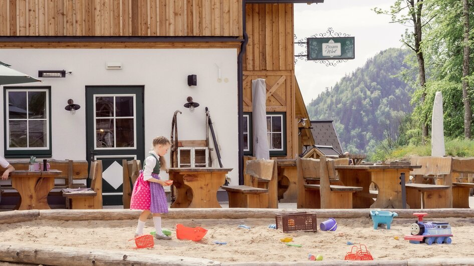 Spielplatz Narzissendorf Zloam Sandkiste | © Narzissendorf Zloam, www.zloam.at