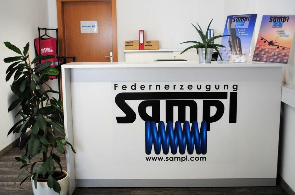 Führung durch die Federnerzeugung Sampl - Impression #1 | © Ing. Hugo Sampl GmbH