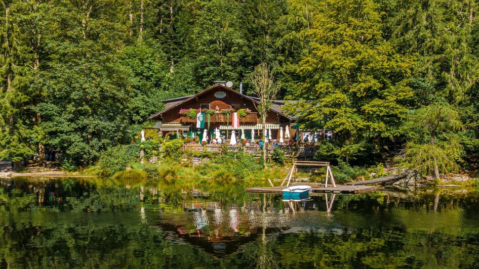 Fischerhütte Topltizsee, Grundlsee, Seeansicht | © Andreas Syen