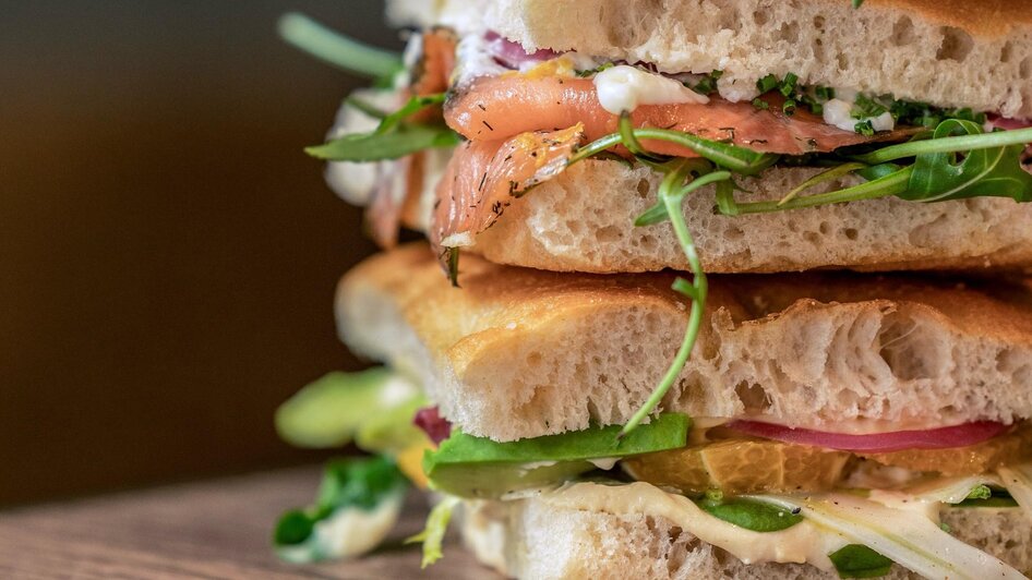 Francis - Frisch belegte Sandwiches | © Francis