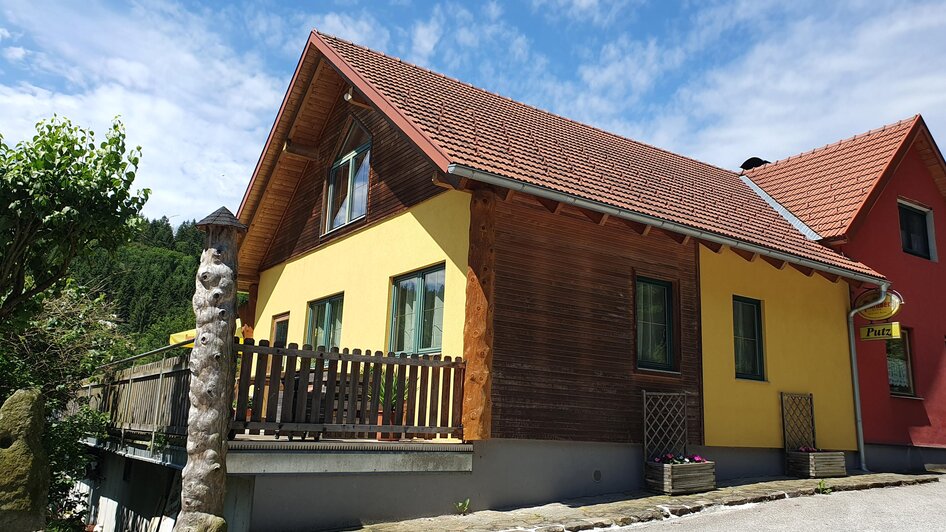 Putz Inn in St. Lorenzen am Wechsel | Anja Reichenbäck | © Oststeiermark Tourismus Gasthaus Putz in St. Lorenzen am Wechsel | © Oststeiermark Tourismus