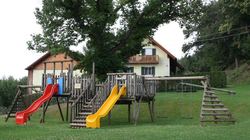 Gasthaus Schrank_Spielplatz_Oststeiermark | © Tourismusverband Oststeiermark