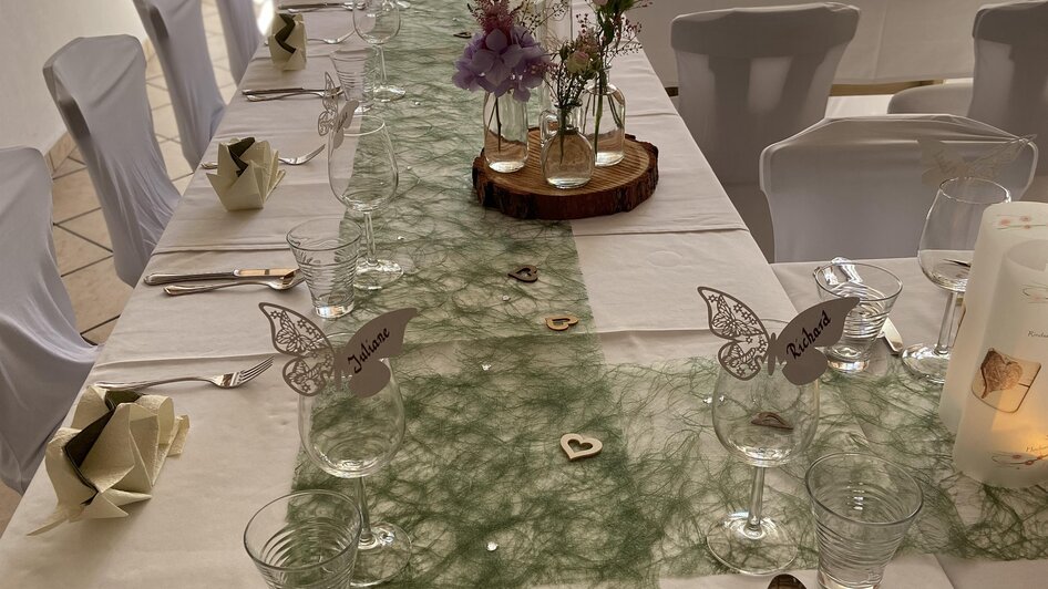 Gasthof Tanner, Festagstafel | © Gasthof "Zum Mohrn"