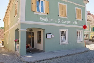 Gasthof Ritter_Eingang_Oststeiermark | © Helmut Schweighofer