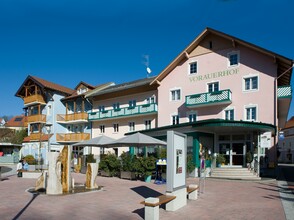 inn Vorauerhof_from outside_Eastern Styria | © Gasthof Vorauerhof