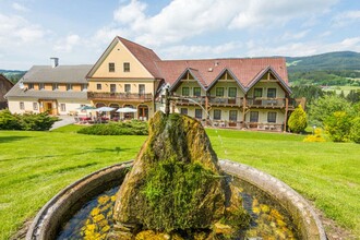 inn Wiesenhofer_exterior view_Eastern Styria | © Gasthof Wiesenhofer