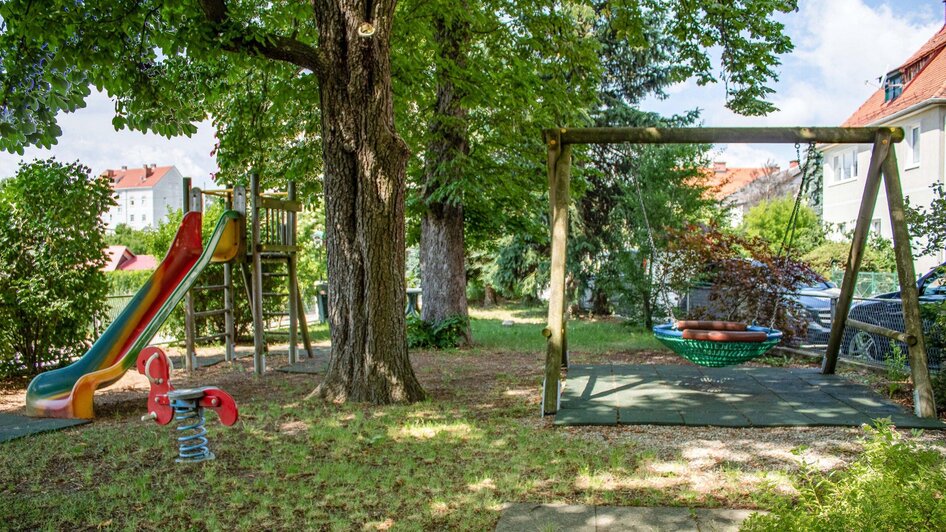 Gasthof s'Reindl - Kinderspielplatz im Grünen | © Gasthof s'Reindl