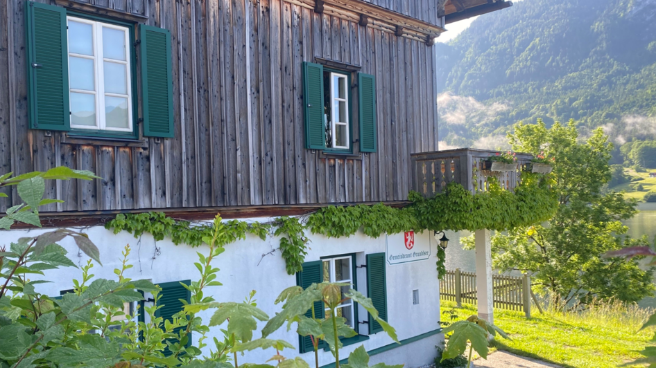 Gemeindeamt, Grundlsee, Auffahrt | © Bettina Scheck