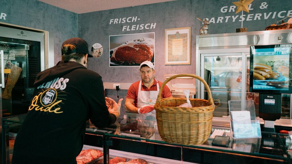 Einkaufen mit dem GenussDude |  www.maxmenkphoto.com | ©  www.maxmenkphoto.com Einkaufen mit dem GenussDude | ©  www.maxmenkphoto.com