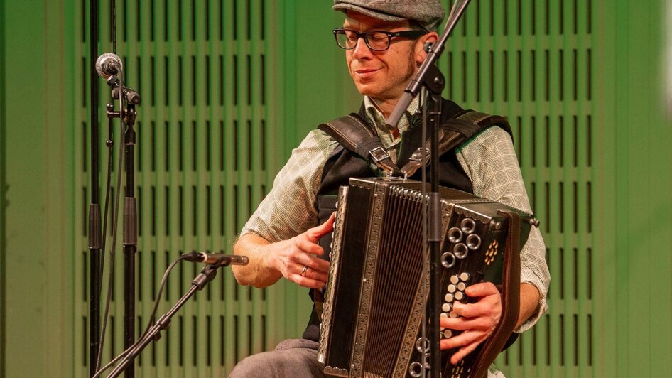 Grundlseer Geigenmusi, Grundlsee, Musikant | Christian Eidlhuber | © Christian Eidlhuber Grundlseer Geigenmusi, Grundlsee, Musikant | © Christian Eidlhuber