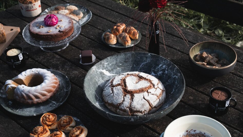 Regionale Backwaren von der Haindl-Mühle in Kalsdo | © ee photograph_Elena Egger Regionale Backwaren von der Haindl-Mühle in Kalsdo | © ee photograph_Elena Egger
