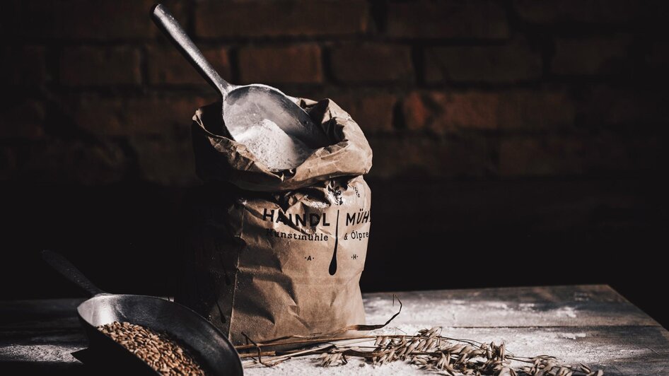 Mehl und Getreide aus der Haindl-Mühle in Kalsdorf | © ee photograph_Elena Egger Mehl und Getreide aus der Haindl-Mühle in Kalsdorf | © ee photograph_Elena Egger