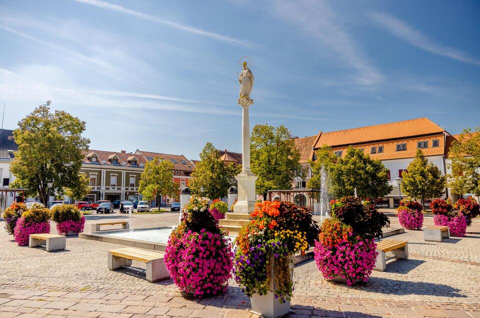 town square Fürstenfeld - Impression #1 | © Stdtmarketing KHS-Fuerstenfeld Wolfgang Spekner